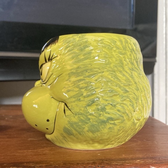 Brand NWT- 18floz- Dr Seuss Ent. The Grinch Hand Painted Ceramic Mug - Picture 9 of 15
